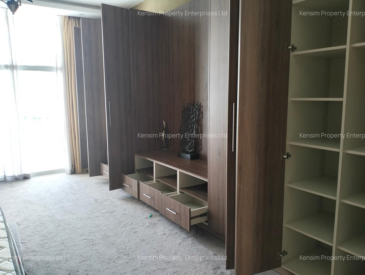 4 Bed Townhouse with En Suite in Spring Valley - 19