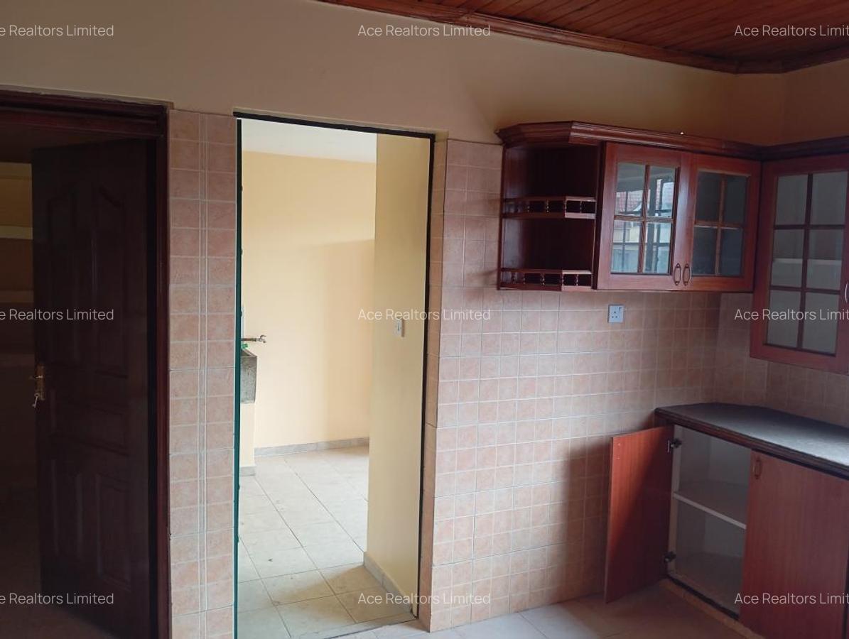 4 Bed Apartment with En Suite at Lavington - 6