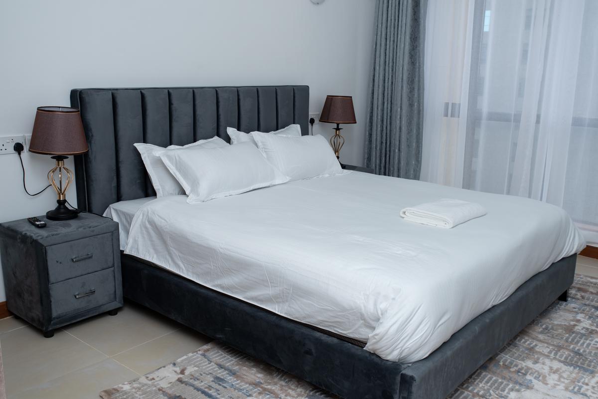 Serviced 2 Bed Apartment with En Suite at Lantana Road - 2