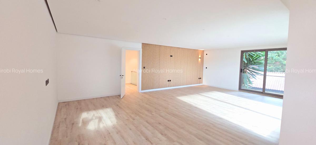 5 Bed Townhouse with En Suite at Lavington Green - 11