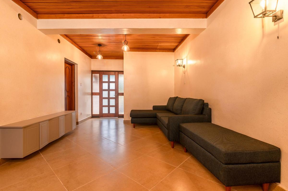 2 Bed Townhouse with En Suite in Kyuna - 2