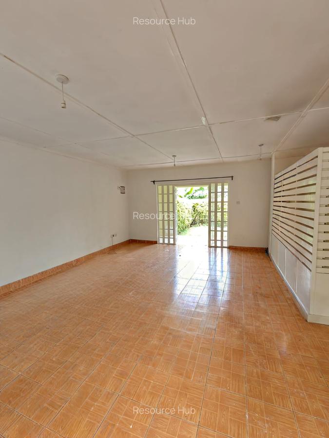 2 Bed House with Garden at Karen - 6