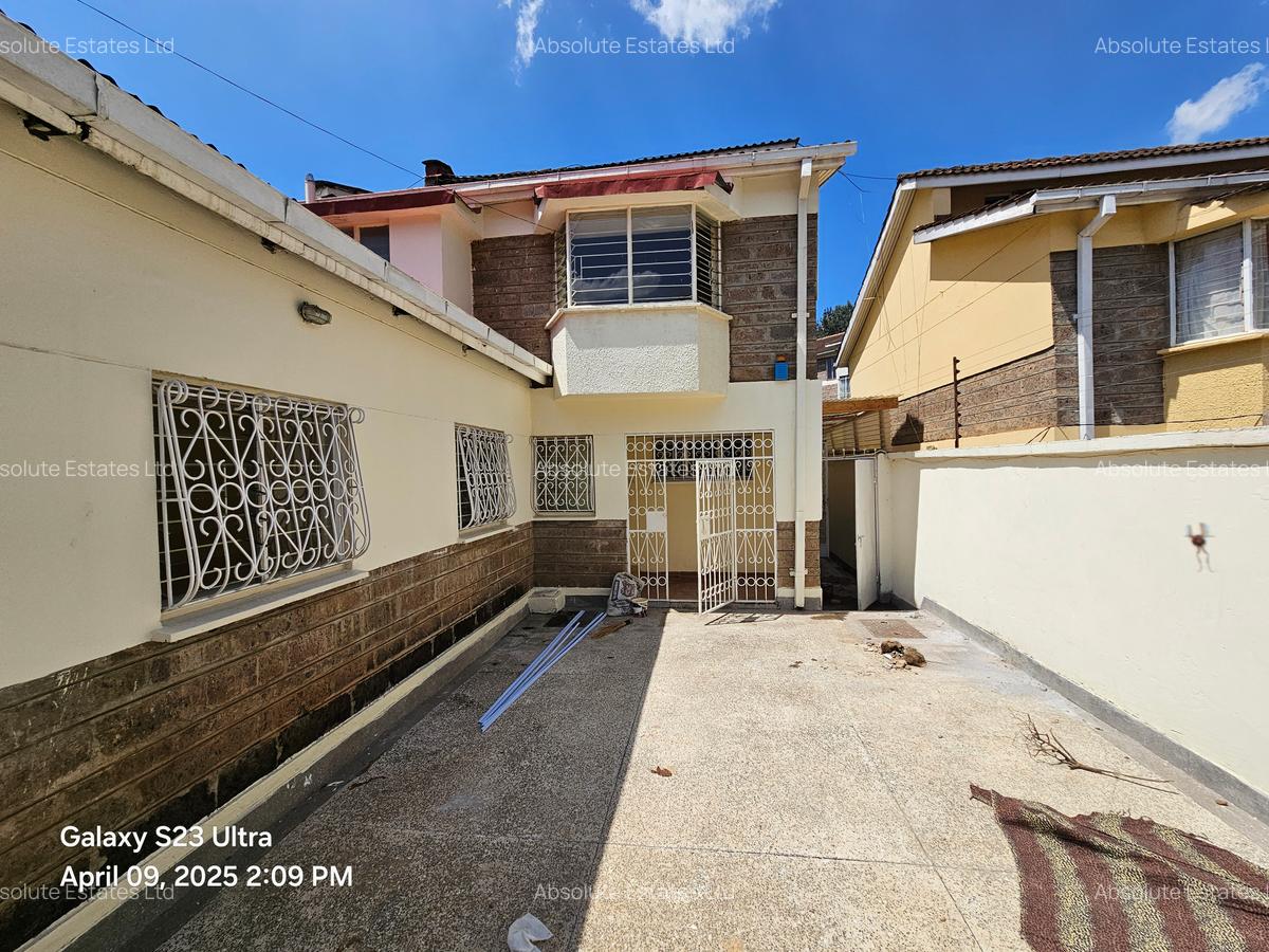 4 Bed House with En Suite in Kileleshwa - 4
