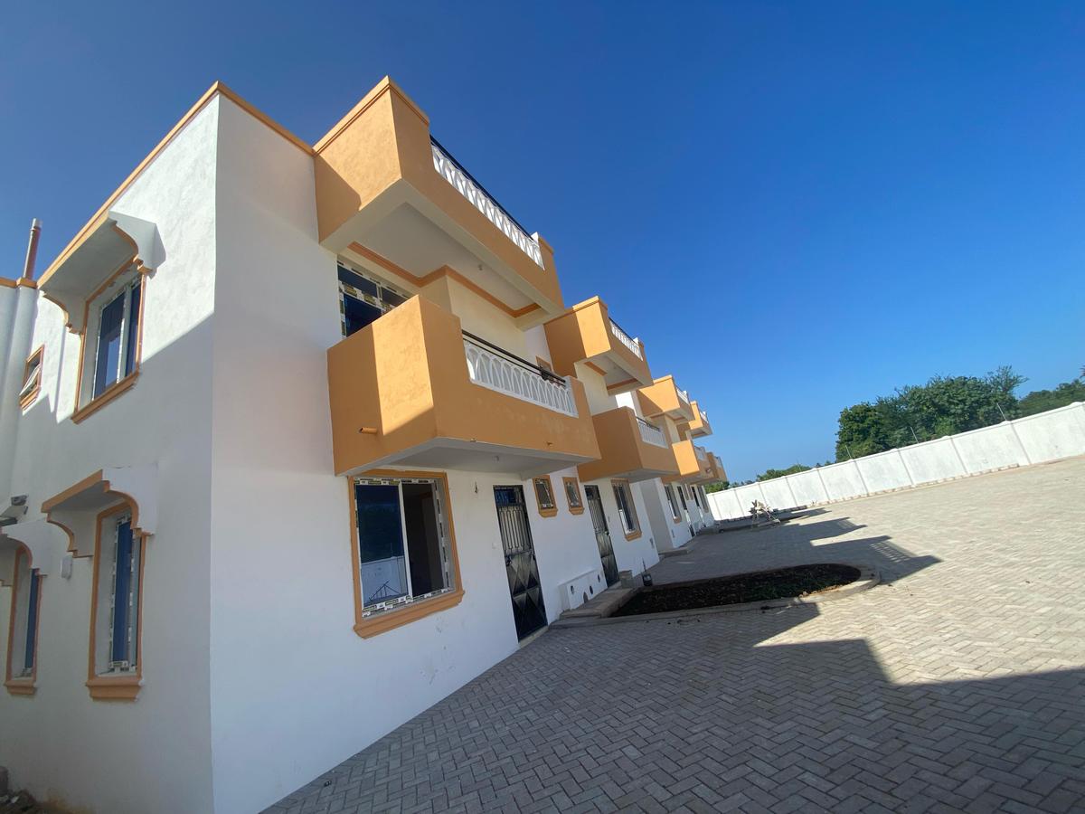 3 Bed Townhouse with En Suite at Mtwapa - 6