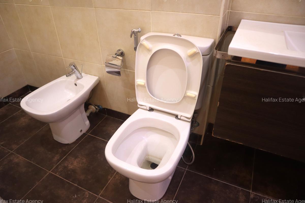 4 Bed Townhouse with Staff Quarters in Westlands Area - 15