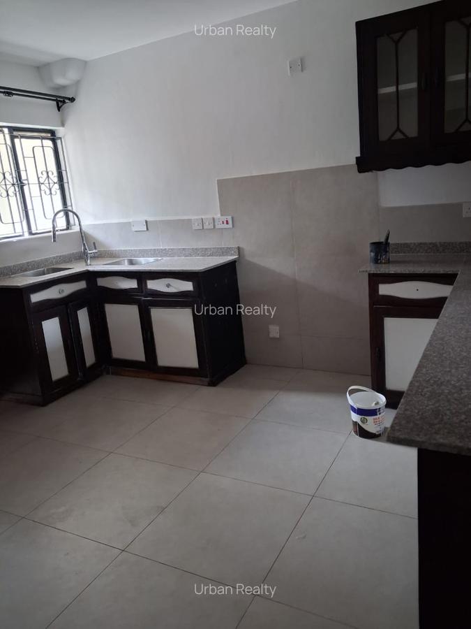 4 Bed House in Kilimani - 6