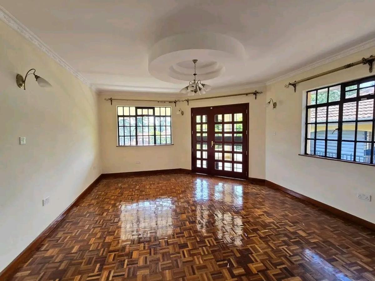 4 Bed Townhouse with En Suite in Lavington - 4