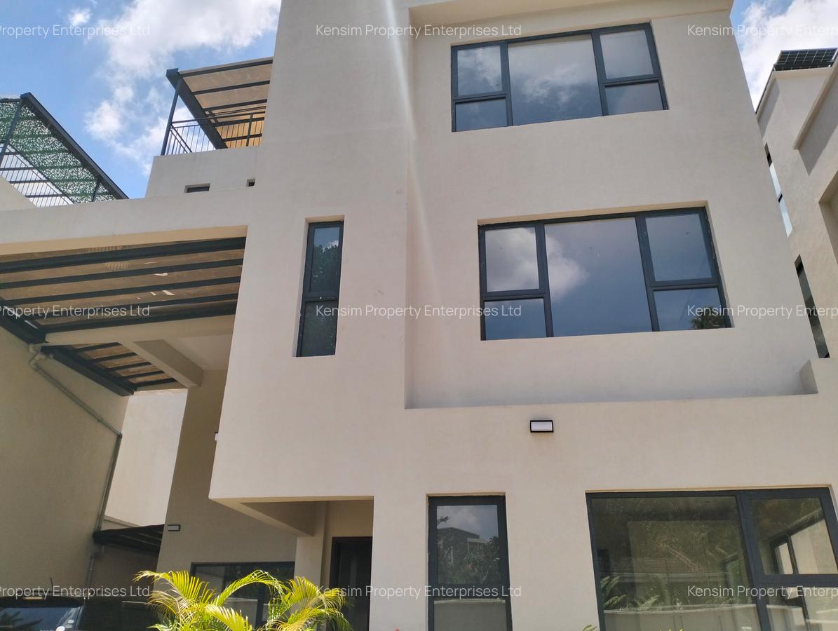 5 Bed Townhouse with En Suite in Lavington - 20
