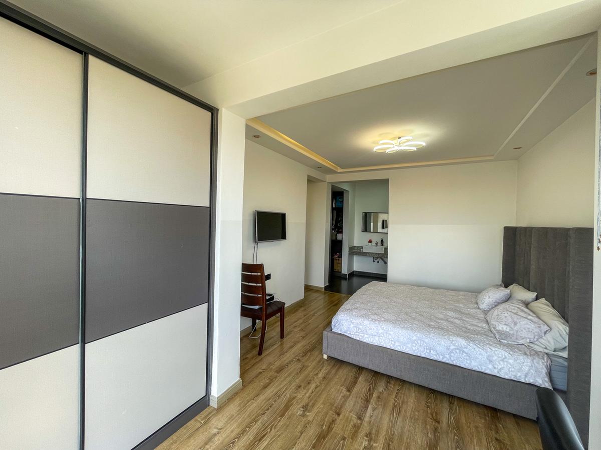 4 Bed Apartment with En Suite in Lavington - 14