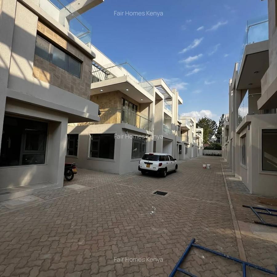 6 Bed Townhouse with En Suite at Convent Drive - 11