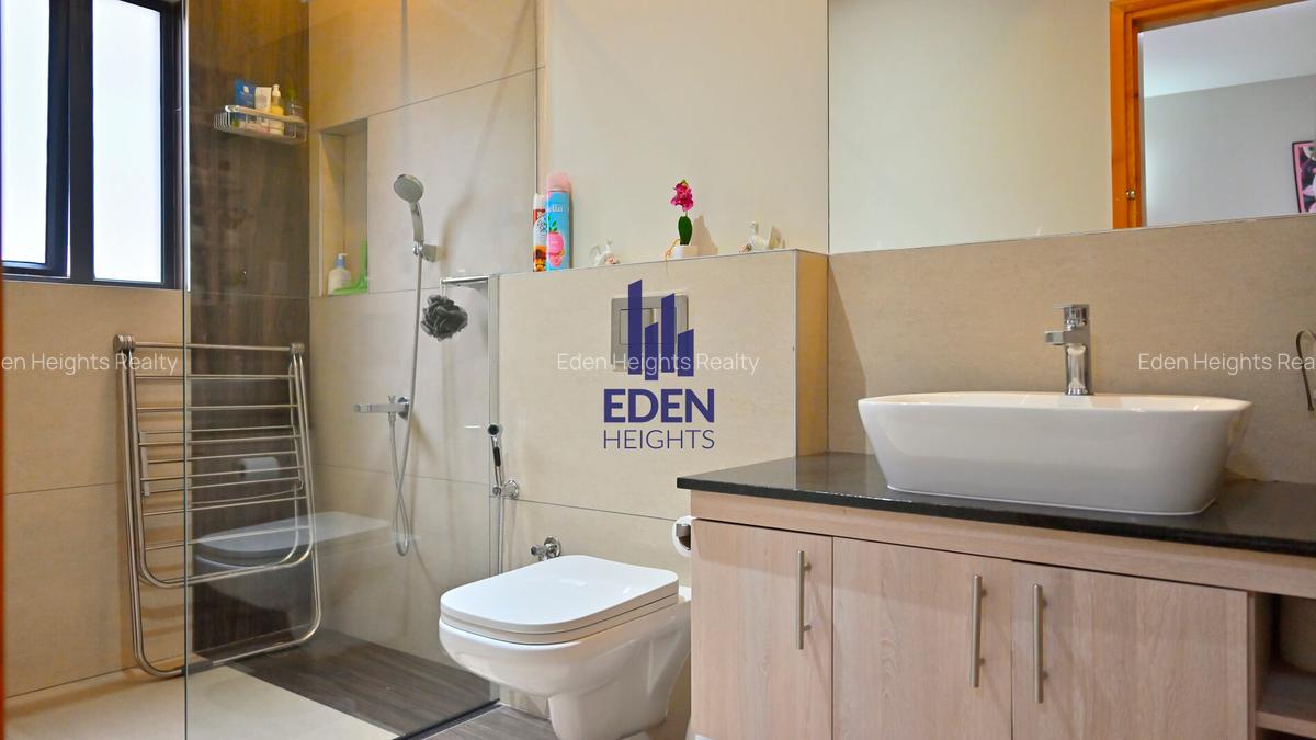 3 Bed Apartment with En Suite in Kileleshwa - 12