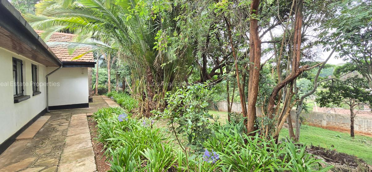 4 Bed House with En Suite in Kyuna - 18