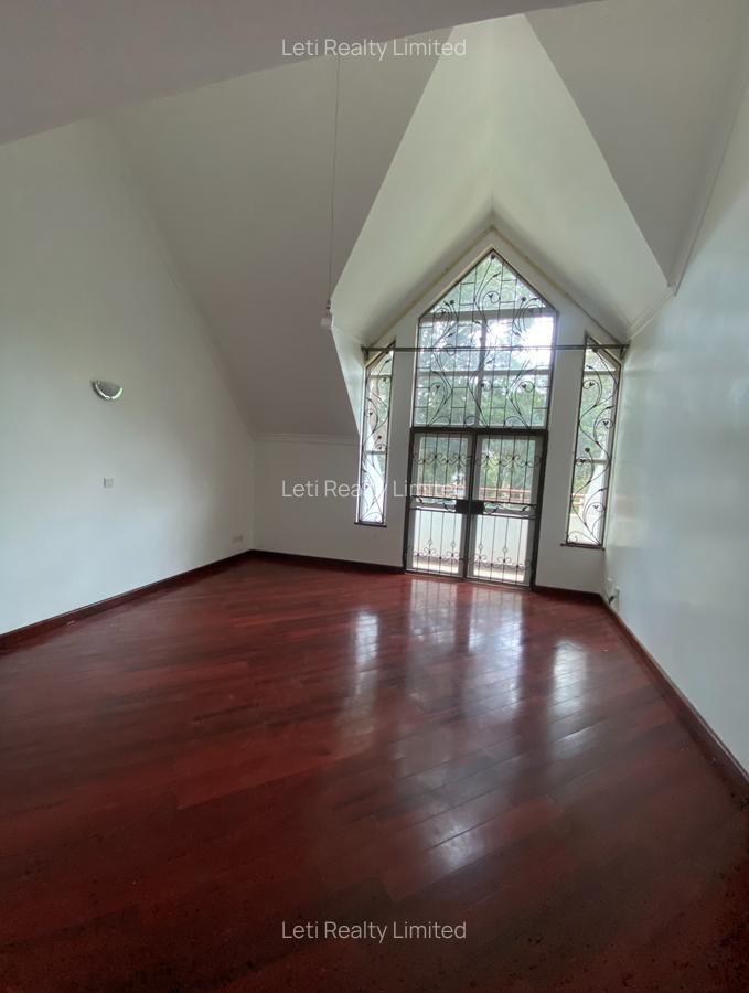 5 Bed Townhouse with En Suite in Lavington - 7