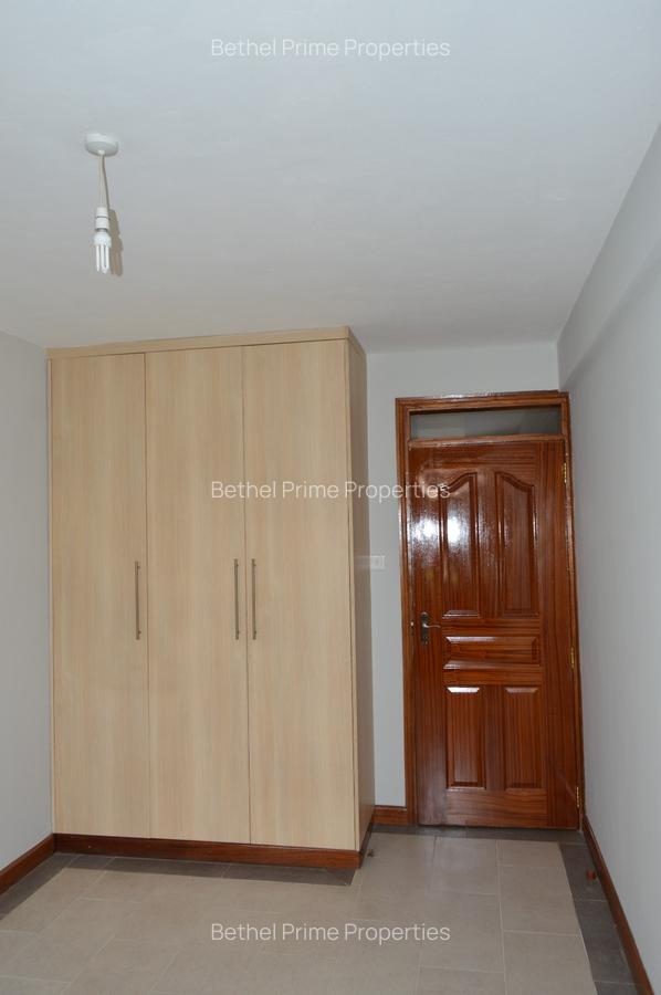 4 Bed Apartment with En Suite in Parklands - 4