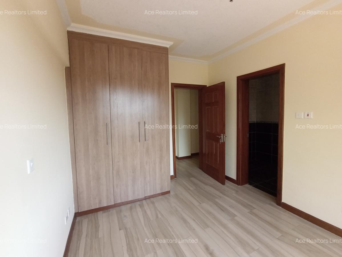 2 Bed Apartment with En Suite at Westlands - 5