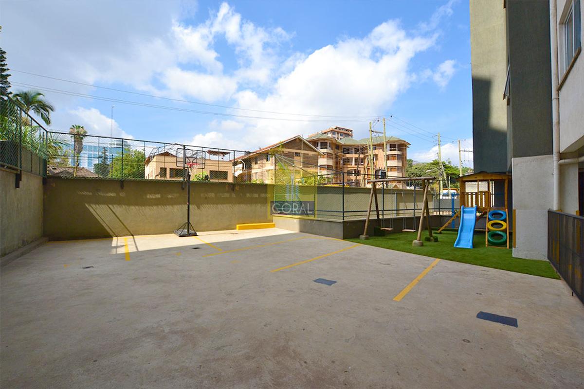 3 Bed Apartment in Parklands - 16