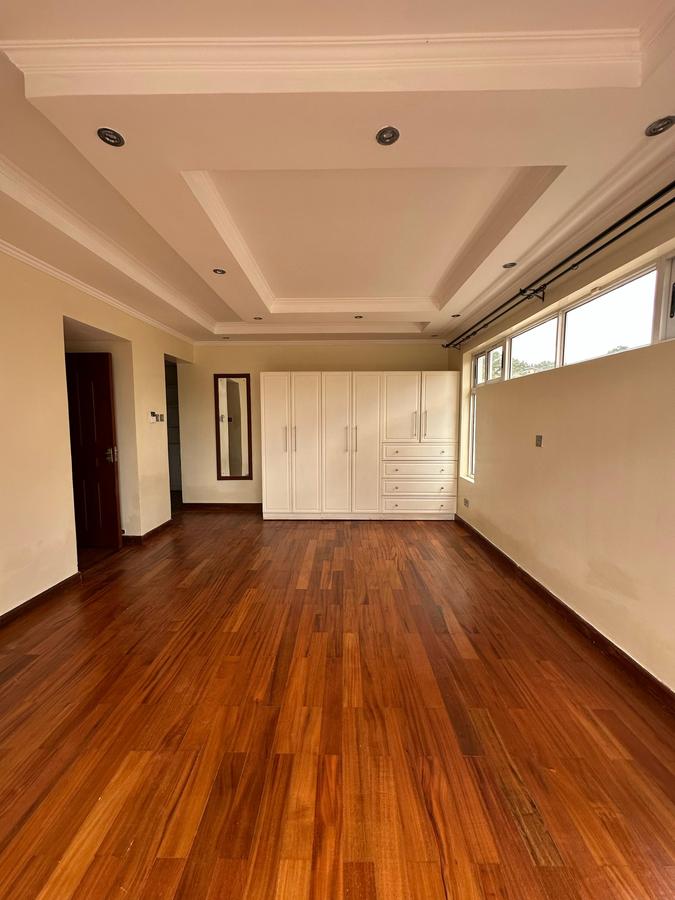 5 Bed Townhouse with En Suite at Owashika Road - 10