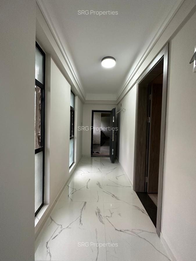 4 Bed Apartment with En Suite in Kilimani - 4