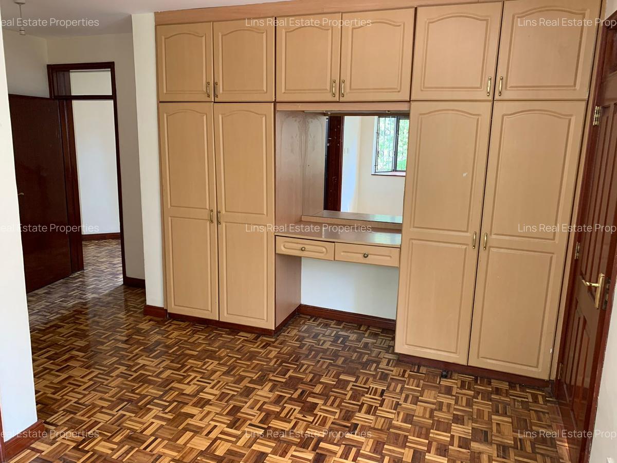 4 Bed Townhouse with En Suite in Westlands Area - 9