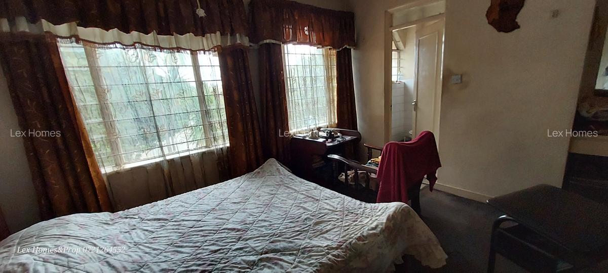 4 Bed House with En Suite at Podium Road - 15