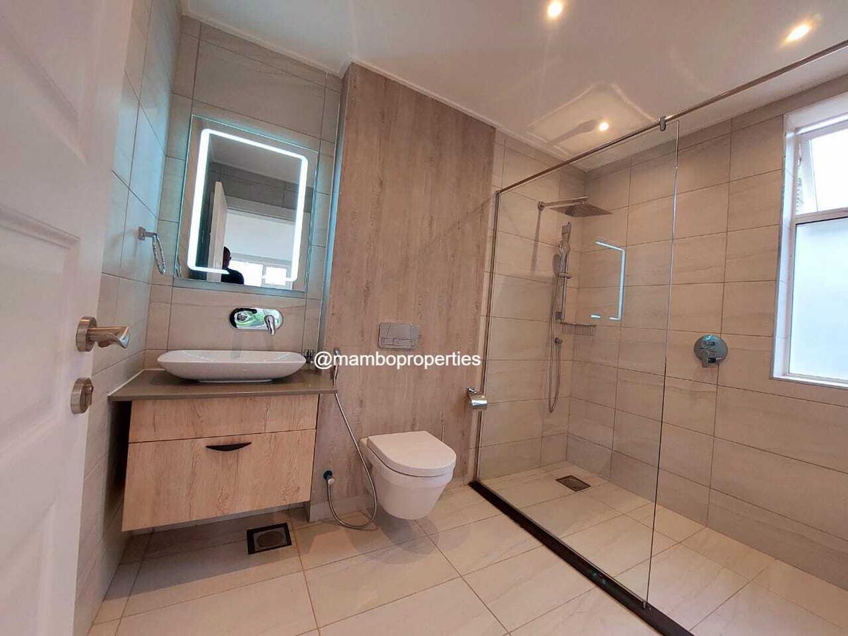 3 Bed Apartment with En Suite at Rhapta Rd - 12