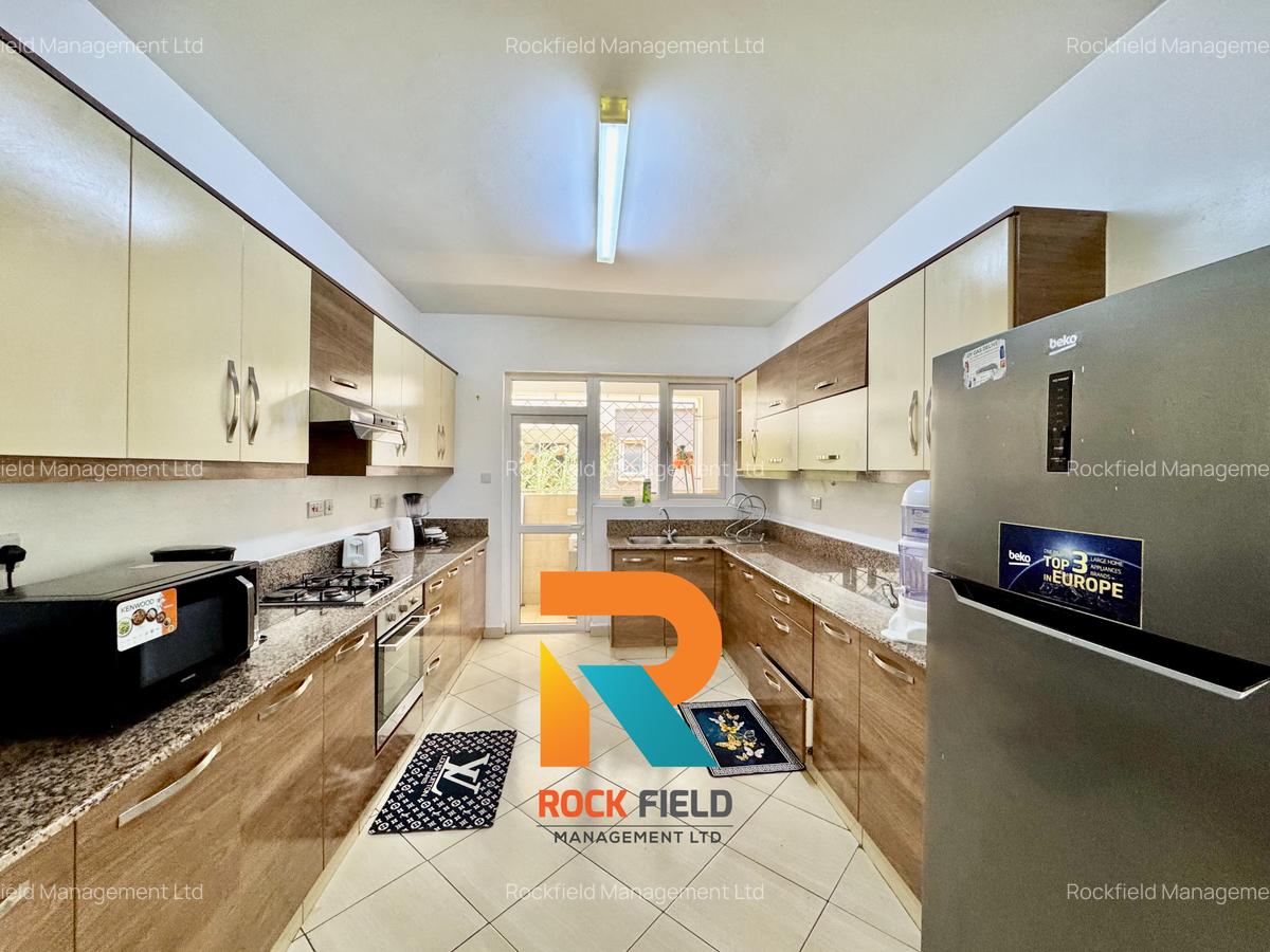 Furnished 2 Bed Apartment with En Suite in Brookside - 8