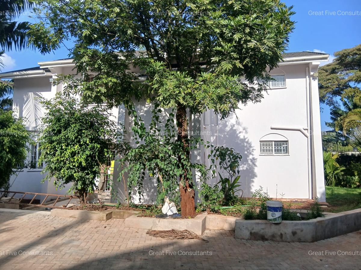 4 Bed Villa with En Suite in Runda - 4