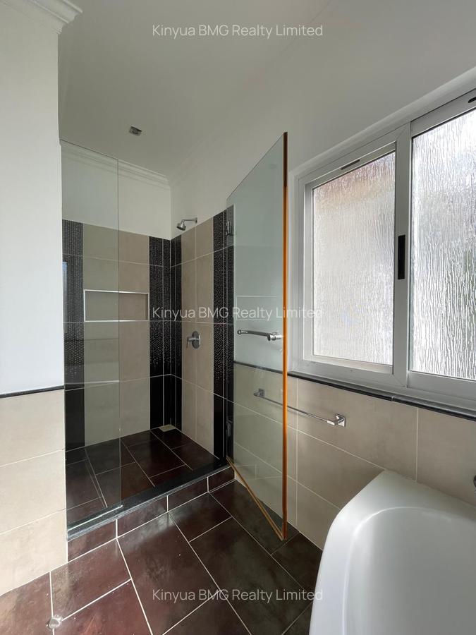 Serviced 3 Bed Apartment with En Suite in Nyali Area - 3