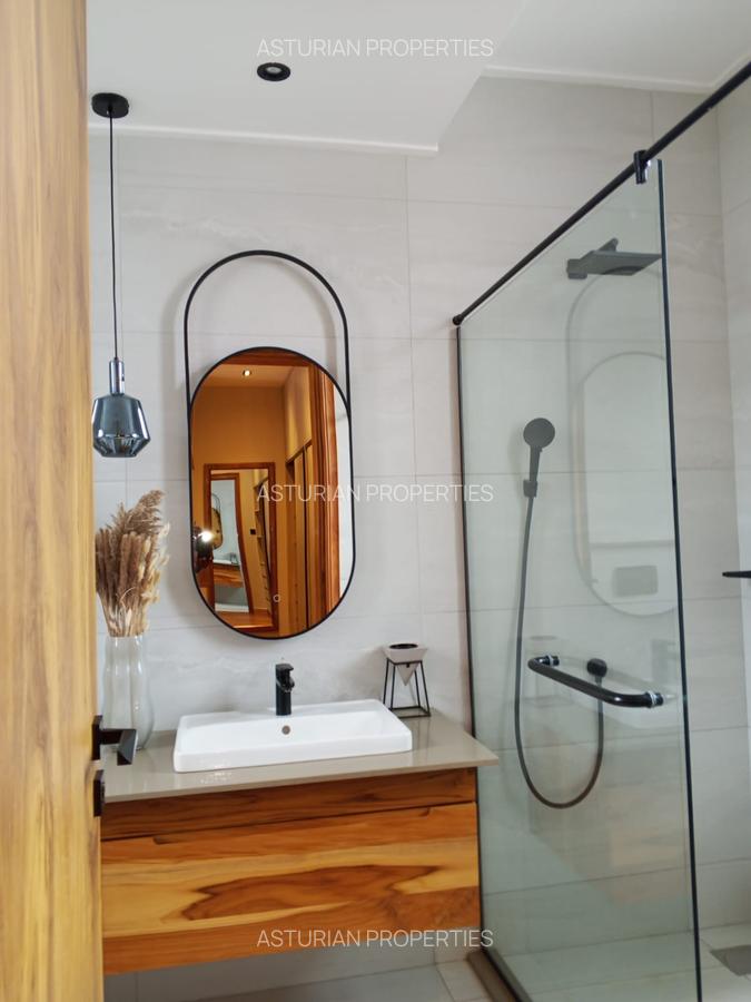 4 Bed Villa with En Suite in Westlands Area - 17