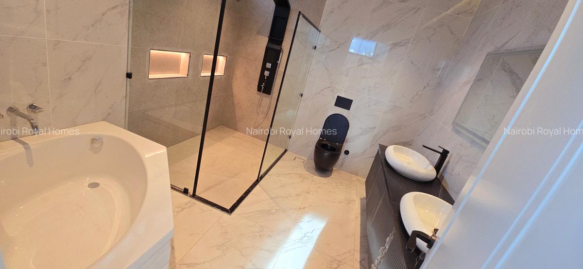 5 Bed Townhouse with En Suite at Garden Villa - 4