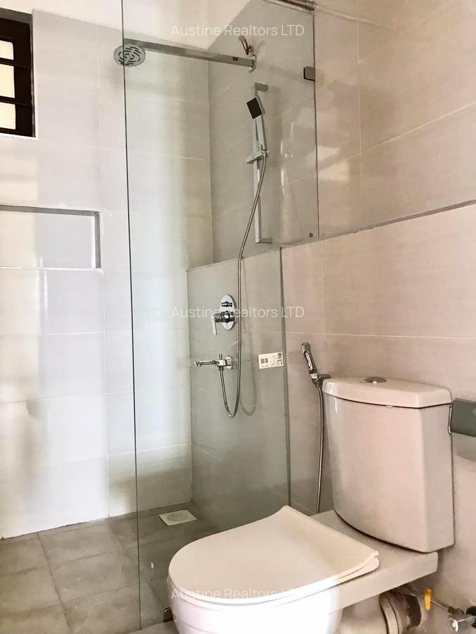 3 Bed Apartment with En Suite in Langata - 17