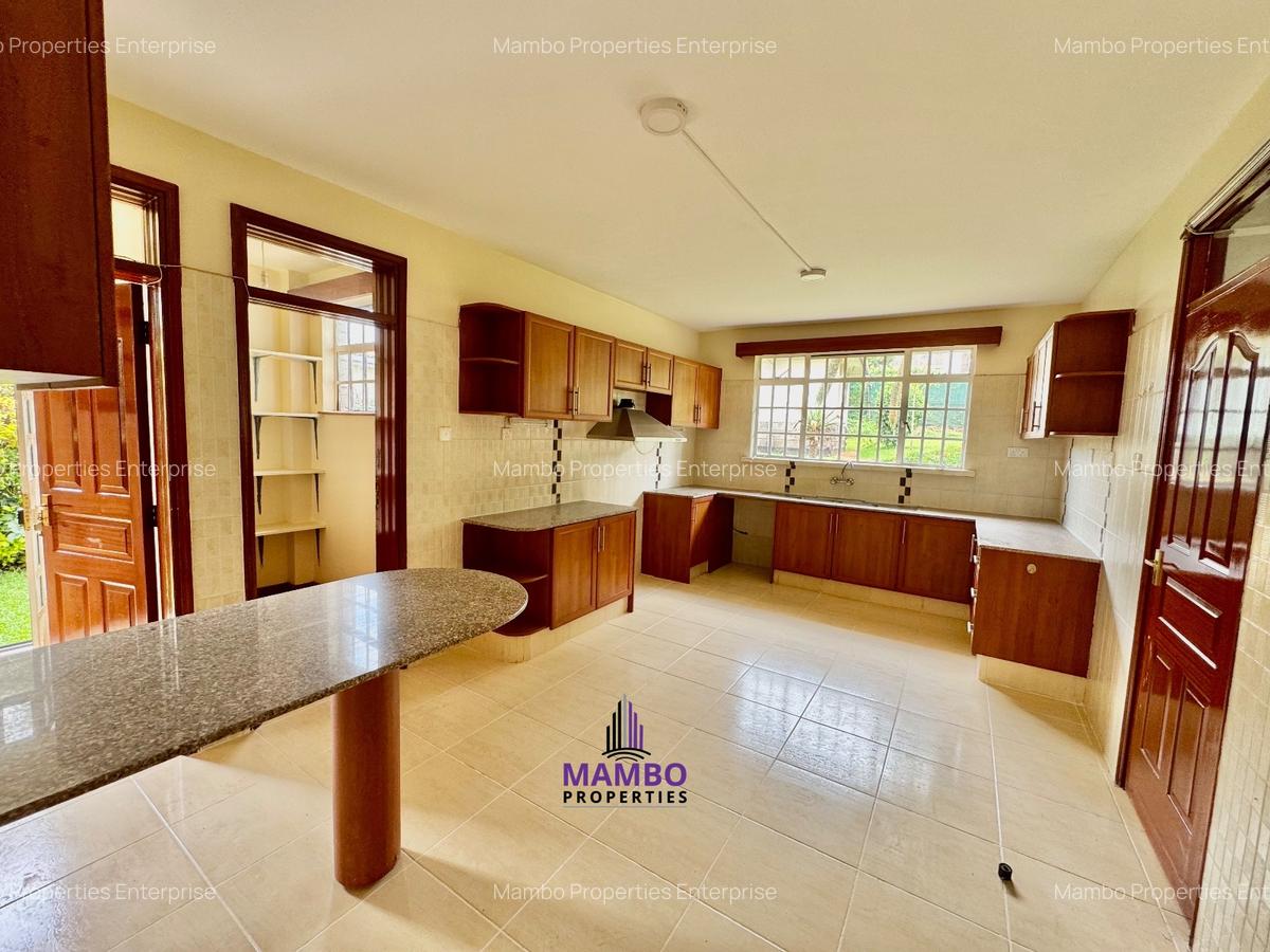 4 Bed Villa with En Suite at Off Red Hill Rd - 3