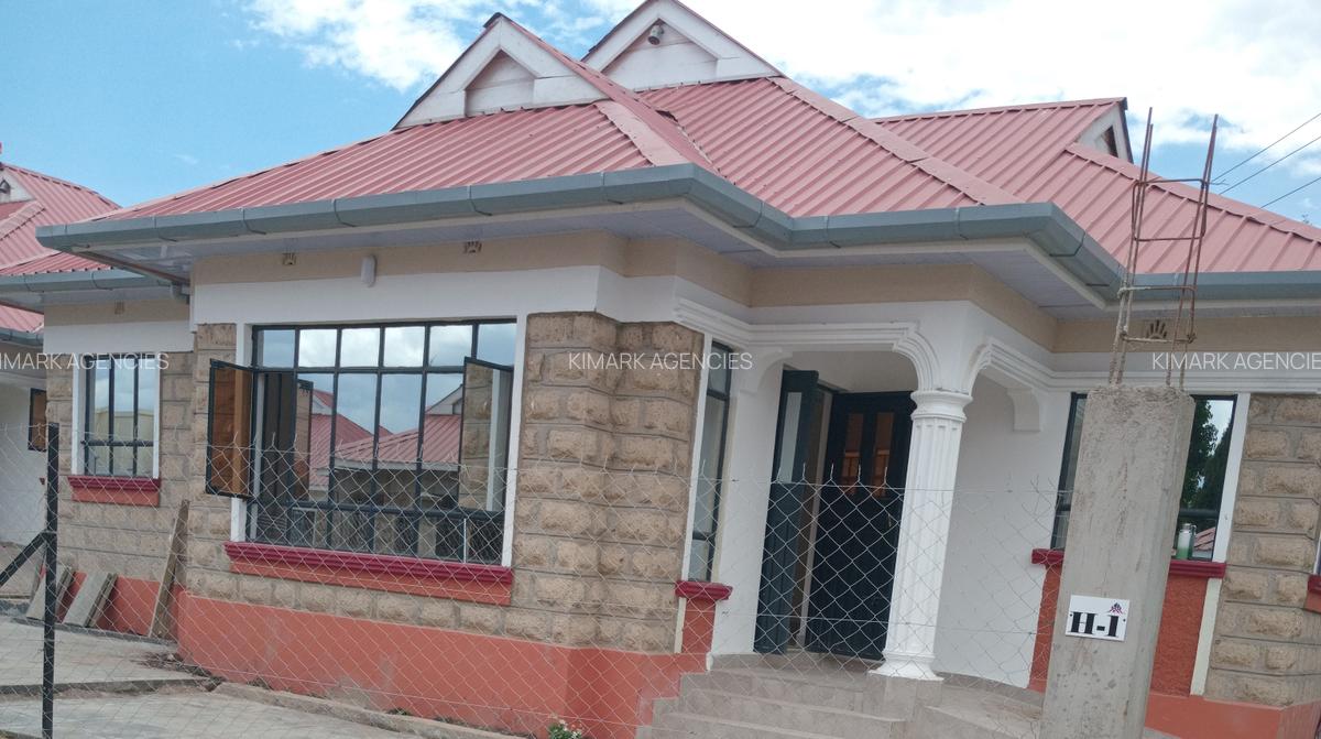 3 Bed House with En Suite at Rimpa Road - 1