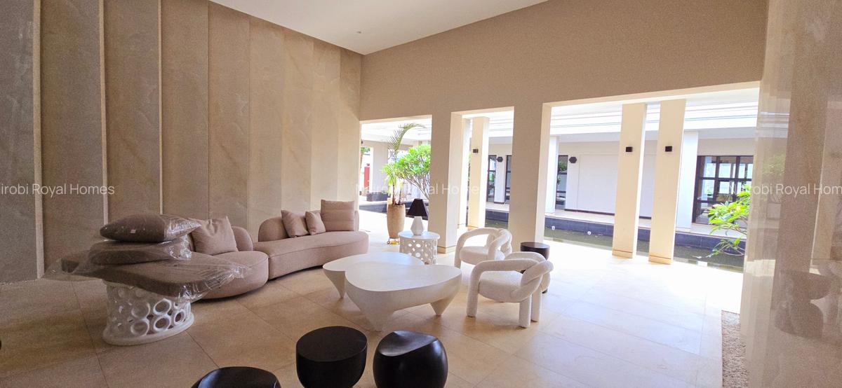 4 Bed House with En Suite at Palm Valley - 13