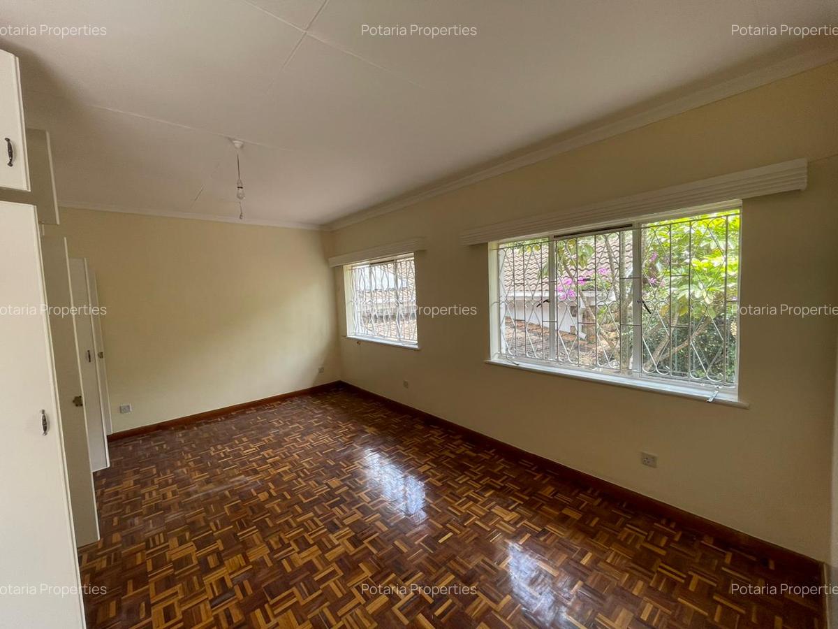 5 Bed House with En Suite in Kyuna - 9