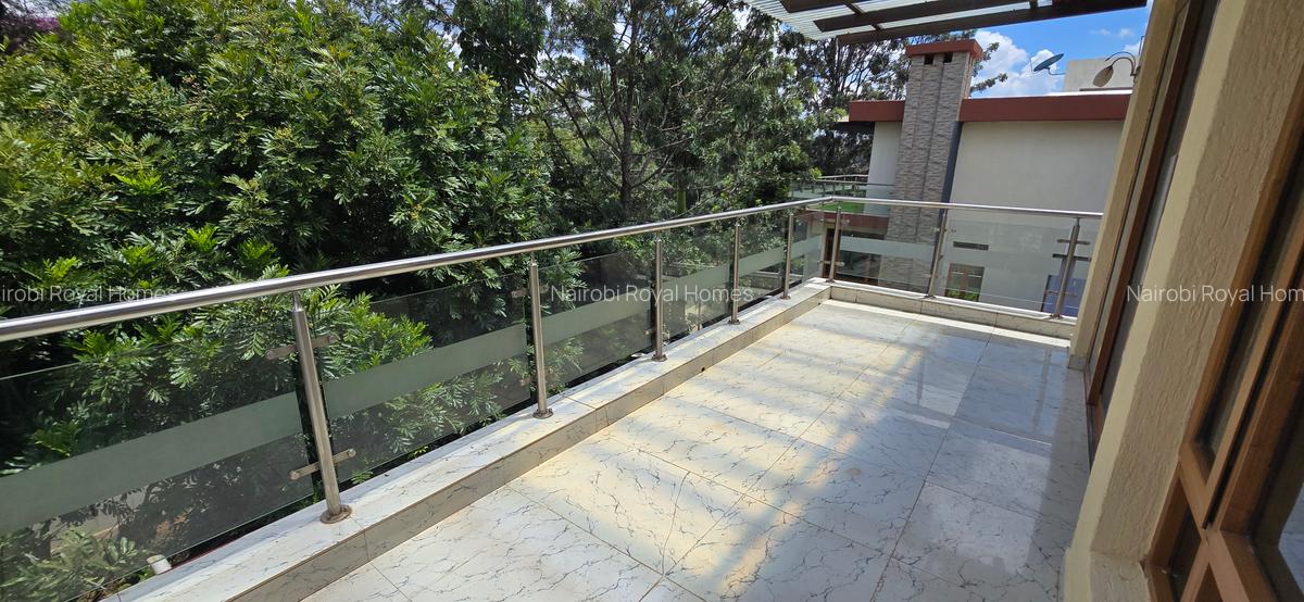 5 Bed Townhouse with En Suite at Convent Drive - 16