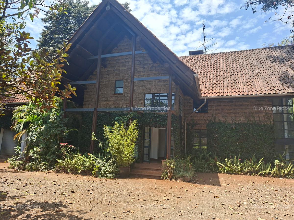 3 Bed House with En Suite at Nyari - 4