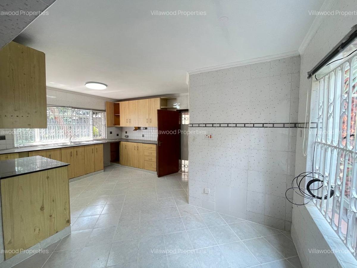 4 Bed House with En Suite in Gigiri - 11