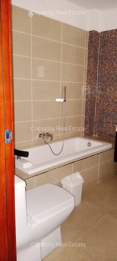 Serviced 3 Bed Apartment with En Suite in Parklands - 7