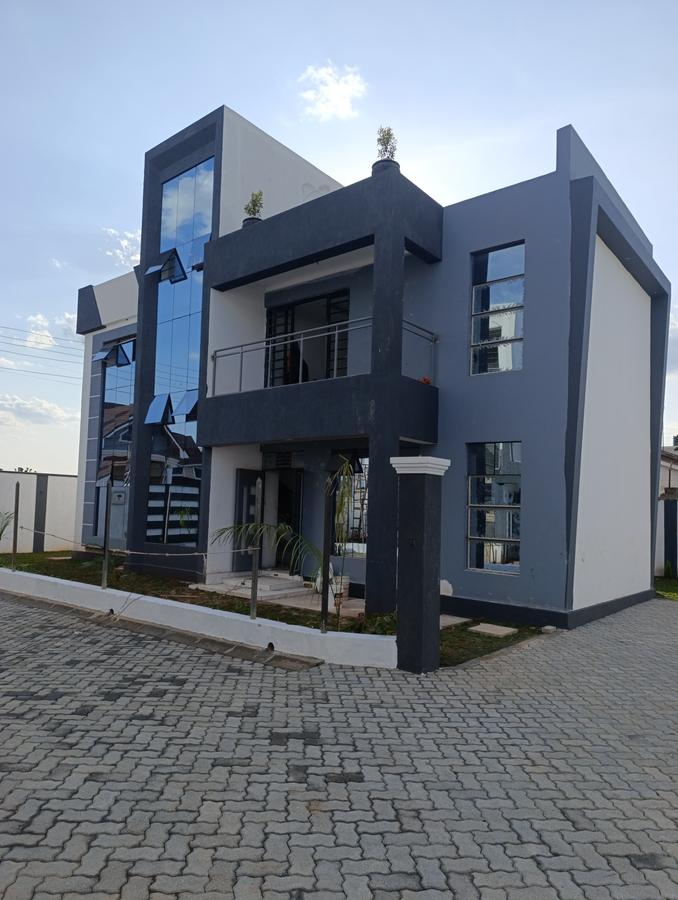 4 Bed House with En Suite at Mugutha Area - 2