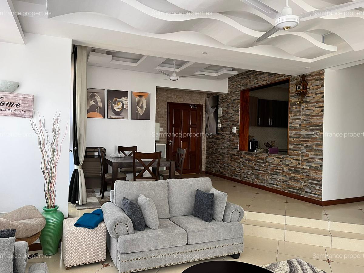 Serviced 4 Bed Apartment with En Suite at Baobab Road - 9