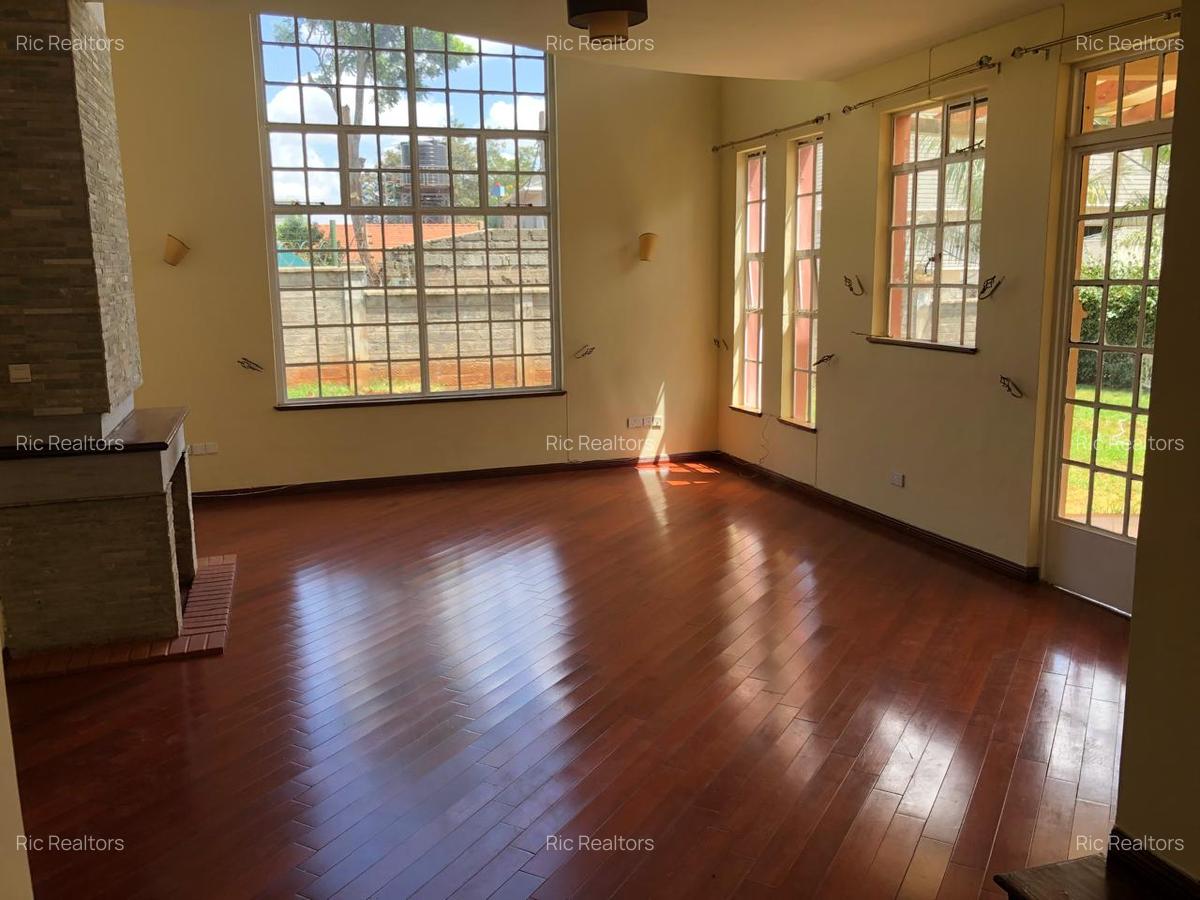 4 Bed Townhouse with En Suite at Miotoni - 15