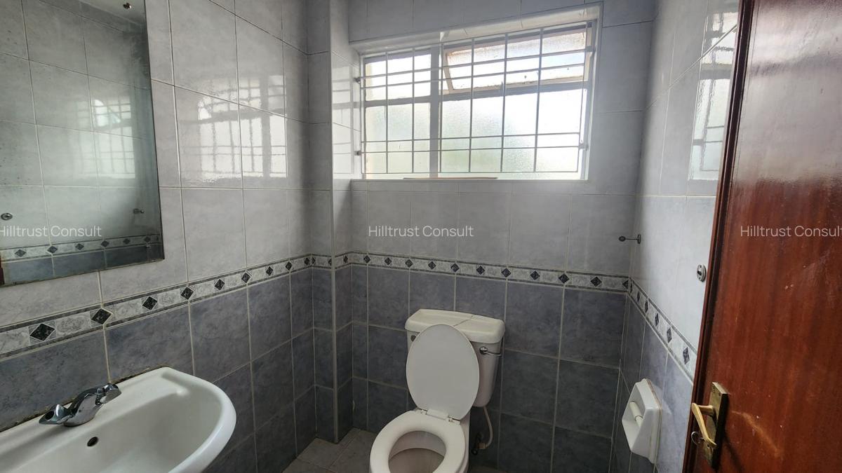 4 Bed Apartment with En Suite in Riverside - 16