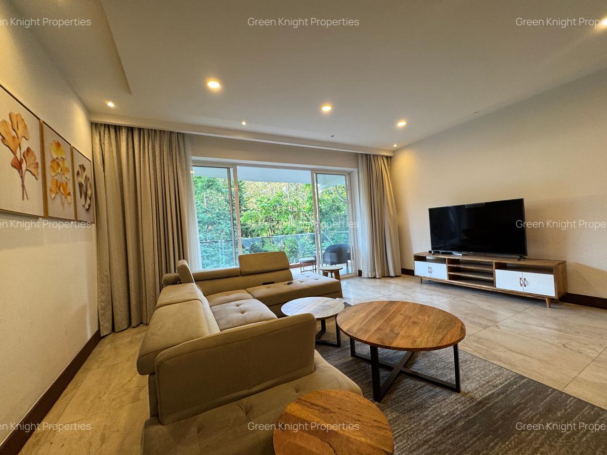 Serviced 3 Bed Apartment with En Suite in Parklands - 9