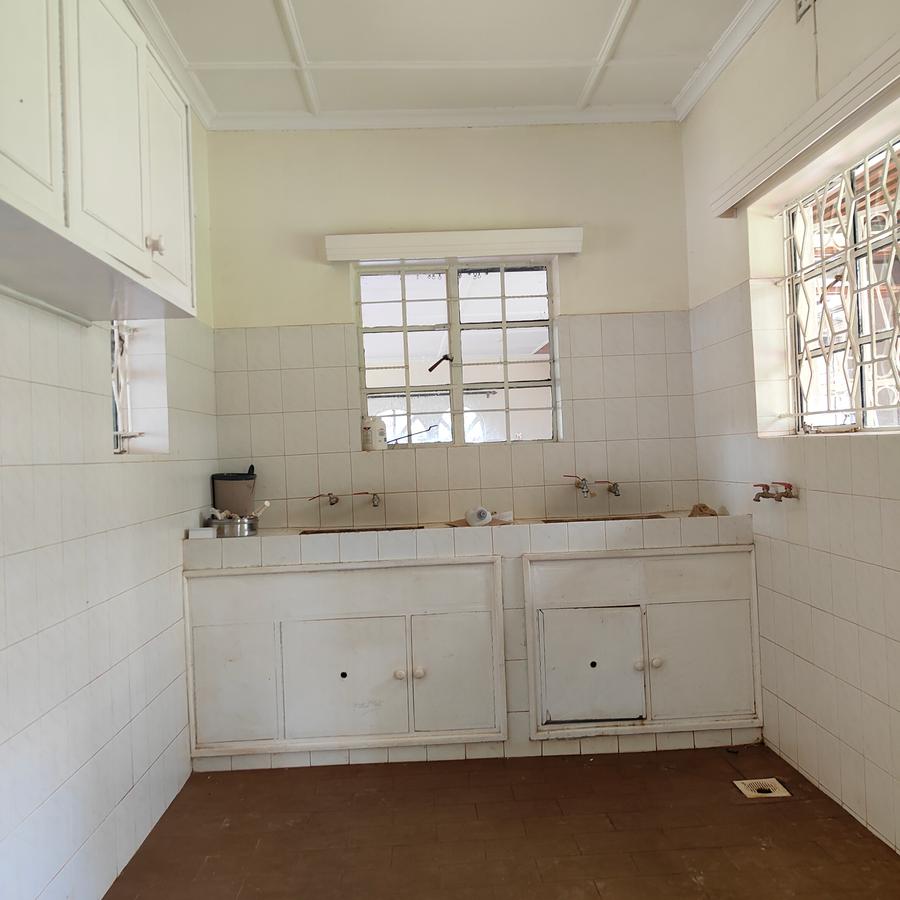 3 Bed House with En Suite at Windy Ridge - 10