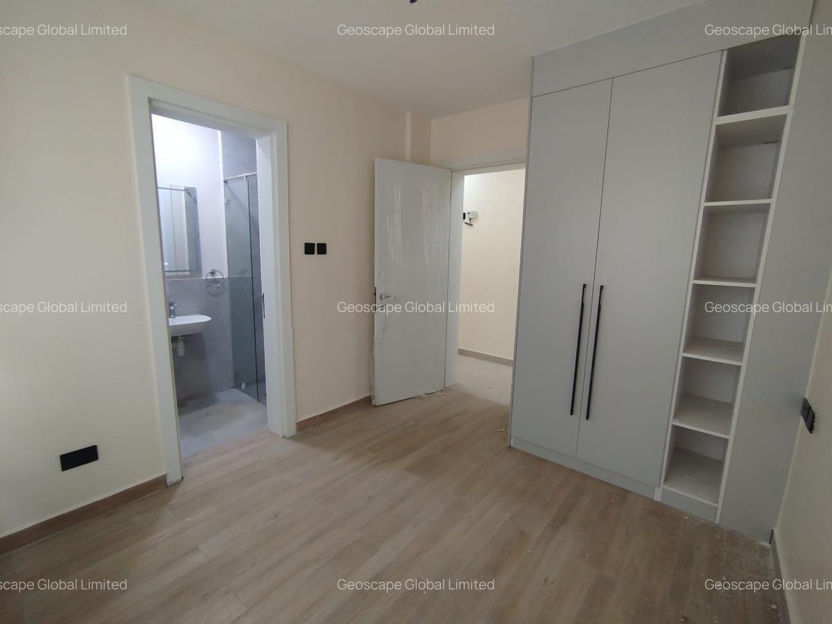 3 Bed Apartment with En Suite in General Mathenge - 7