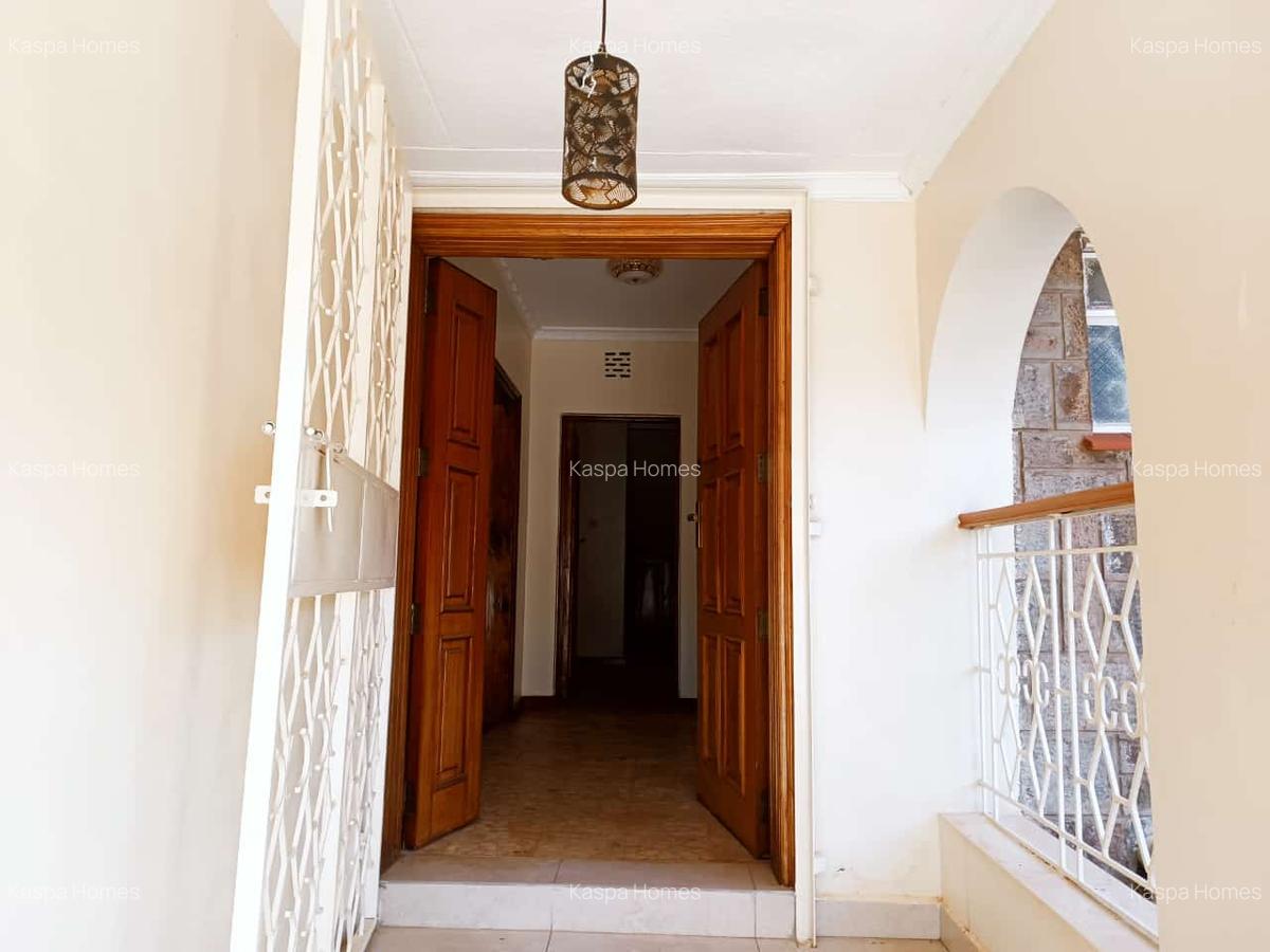 5 Bed House with En Suite in Loresho - 5
