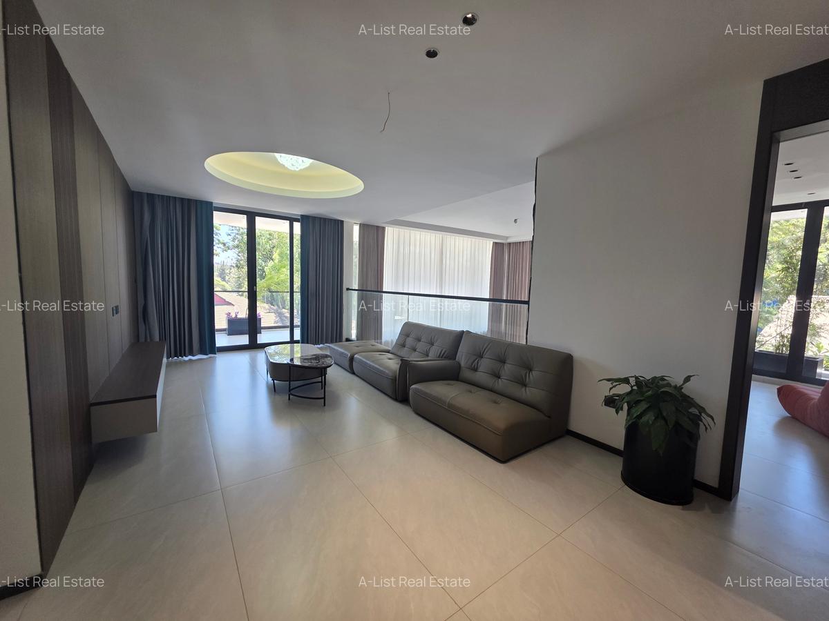 5 Bed Villa with En Suite at Jacaranda Avenue - 19