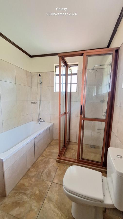 4 Bed Townhouse with En Suite in Lavington - 14