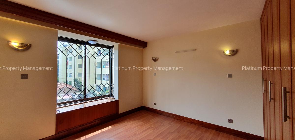3 Bed Apartment with En Suite in Westlands Area - 16